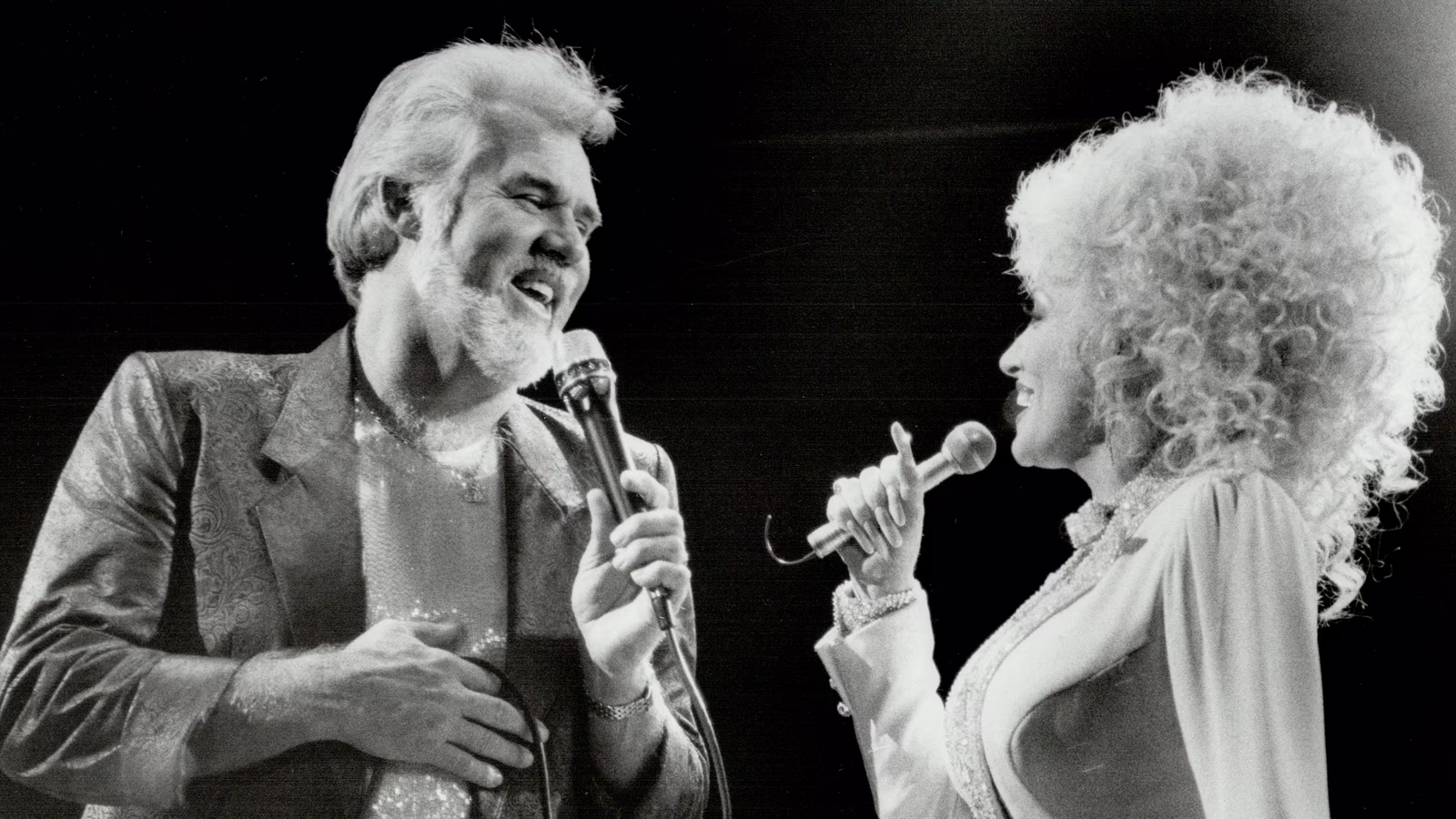 Kenny Rogers & Dolly Parton .::. Islands in the Stream