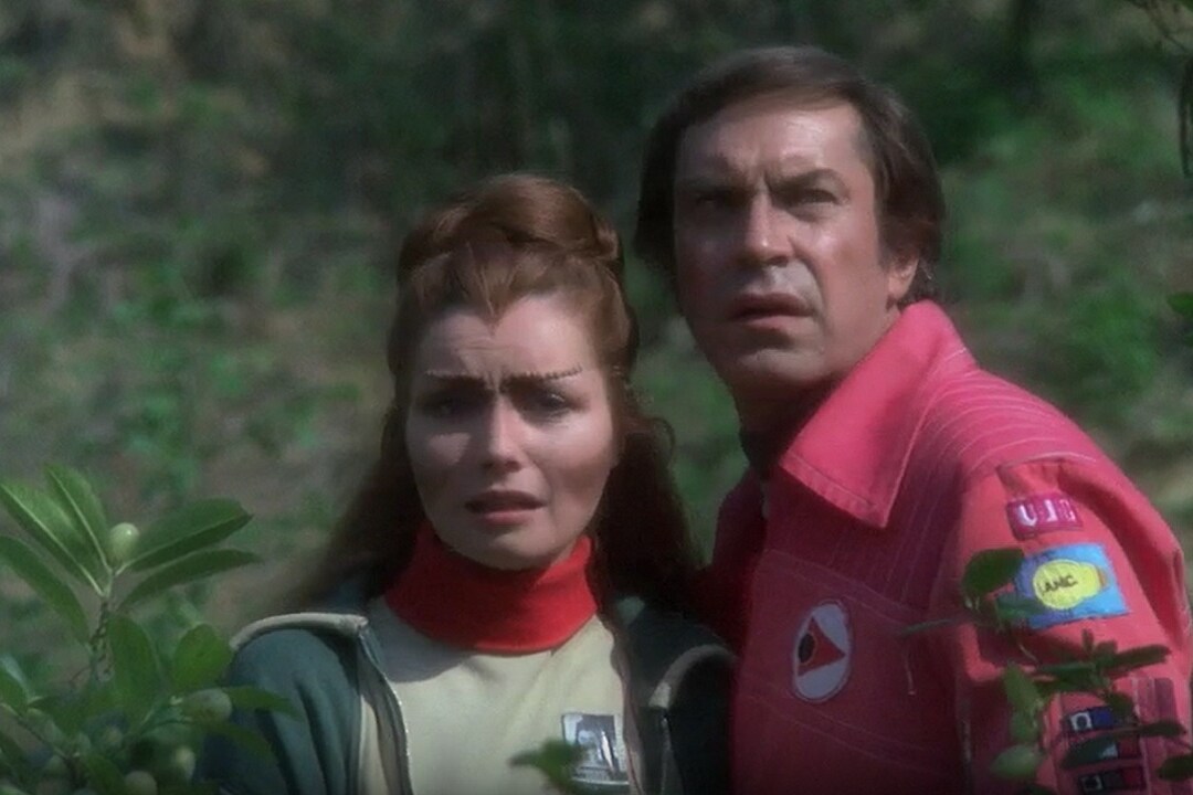 Space 1999: Review: The Rules of Luton