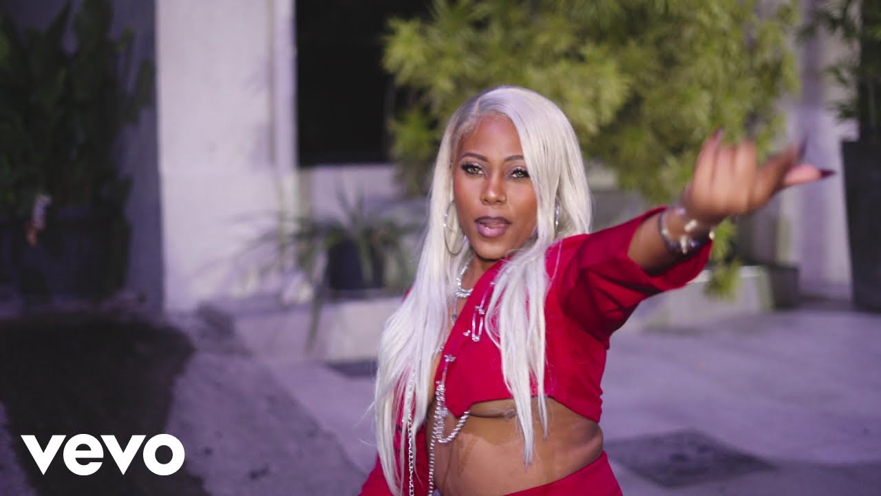Zelavii – Cutesy Whine (Official Music Video)